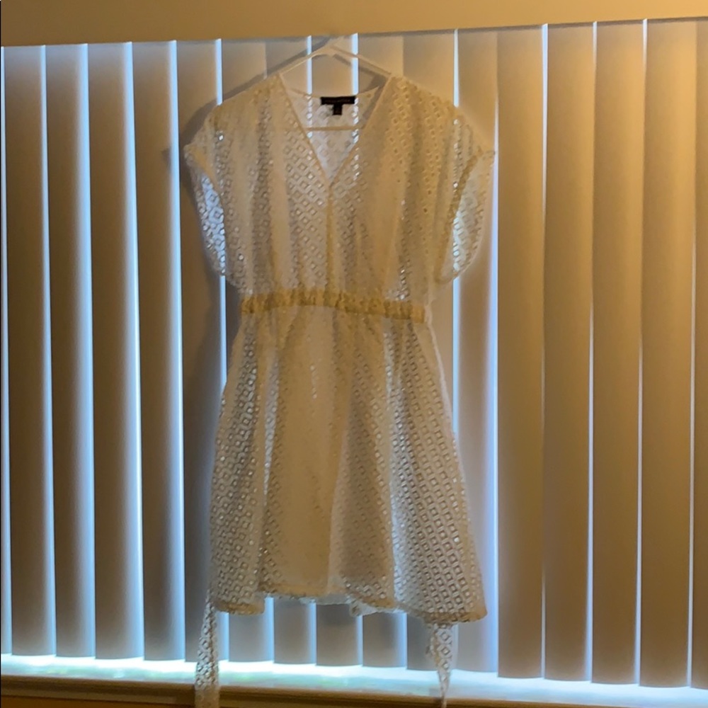 Banana republic off-white dress